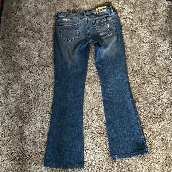 July 25 Jeans - Picture 6 of 11